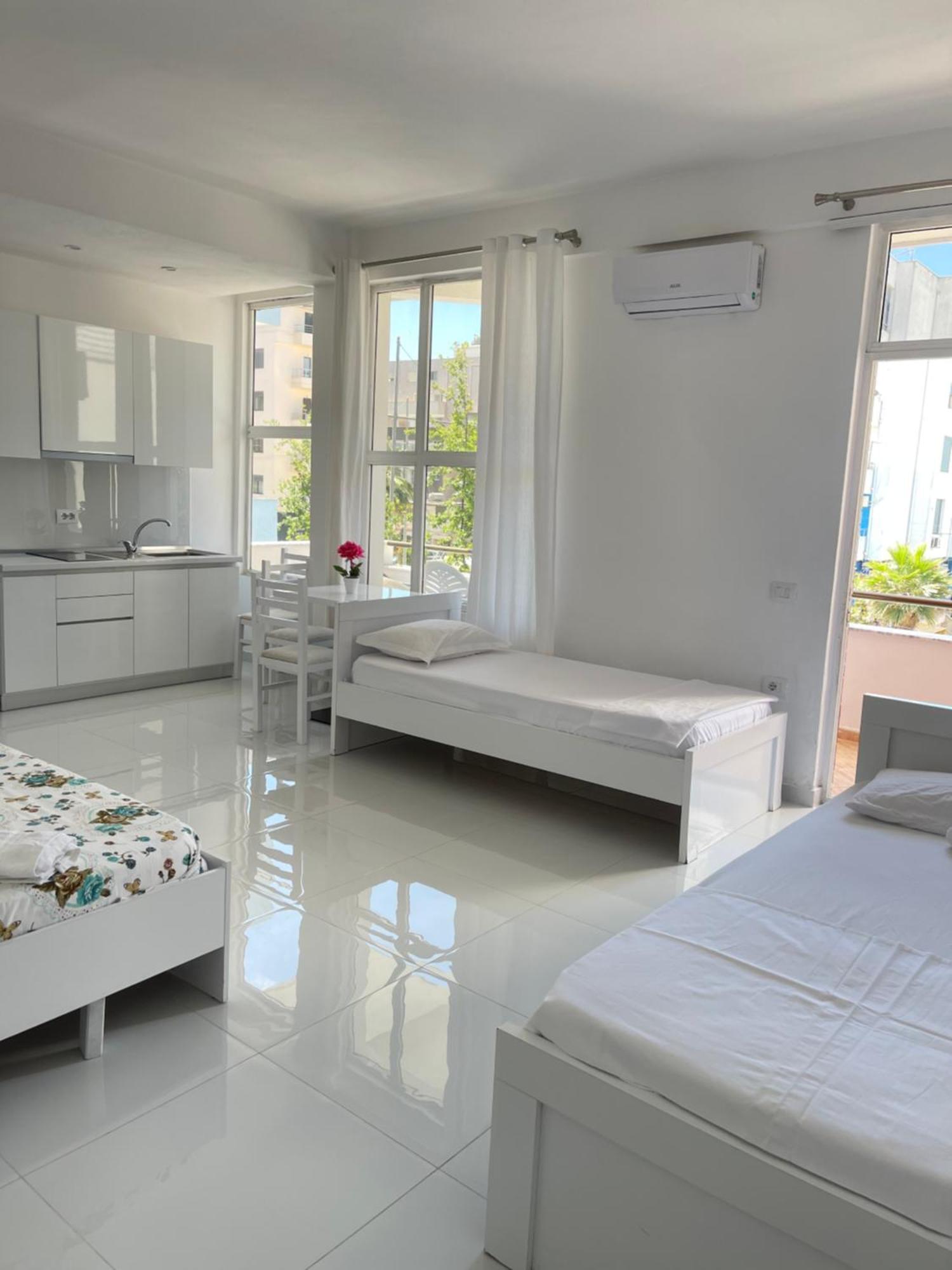 Rai Rooms Durrës Extérieur photo
